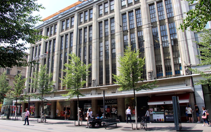 Manor Warenhaus an der Bahnhofstrasse Zürich
